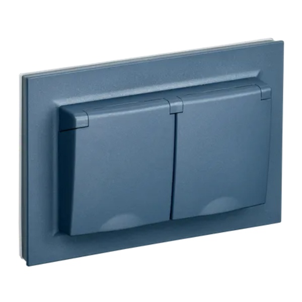 

Розетка двухместная с заземлением в сборе IEK BR-R26-16-44-K35-F BRITE с защитными шторками и крышкой 16А IP44 РСбш12-3-44-БрМ Маренго, BR-R26-16-44-K35-F