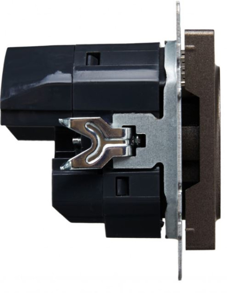 фото Розетка с заземлением  IEK BR-R14-16-U21-D31-K45 в Красноярске
