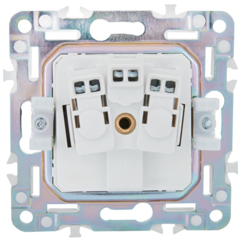 фото Розетка с заземлением  IEK SK-R11-16-K53 в Самаре