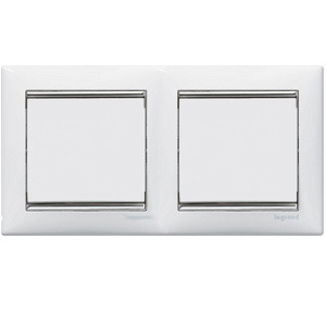 

Рамка Legrand 770492 Valena 2 поста горизонтальная, IP20 (белая/серебряный штрих), 770492