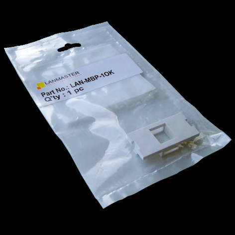 фото Вставка  Lanmaster LAN-MBP-1OK-WH в Омске