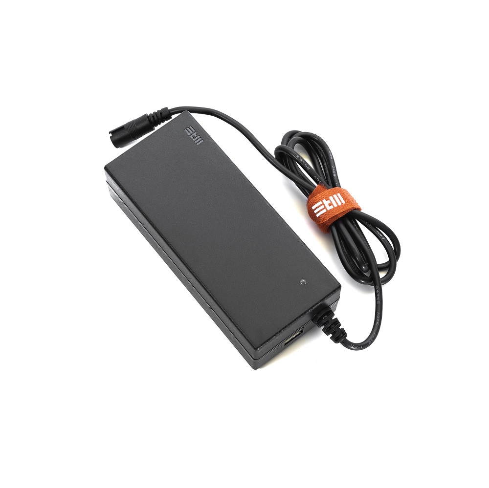 

Адаптер питания универсальный STM BLU120 120W, USB, BLU120