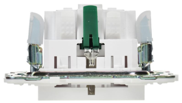 фото Розетка с заземлением  IEK SK-R14-16-K01 в Уфе