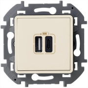 фото Розетка Legrand 673761