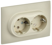 фото Розетка двухместная с заземлением в сборе  IEK SK-R21-16-K10-F