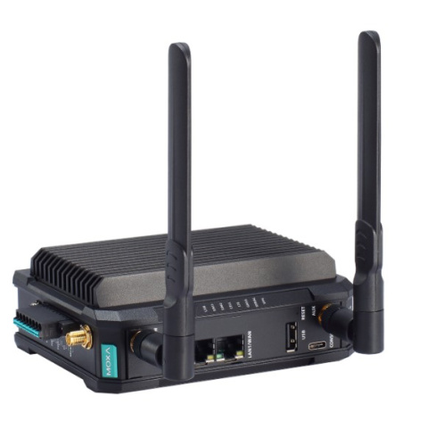 фото Модем MOXA OnCell G4302-LTE4-EU