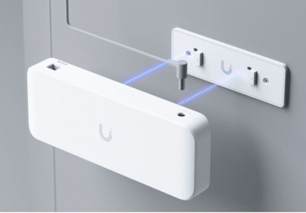 фото Коммутатор PoE Ubiquiti UniFi Switch Ultra в Красноярске