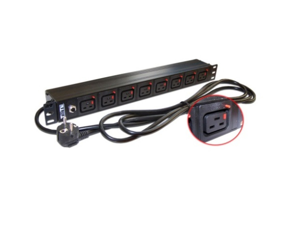 фото Блок розеток 19", 8 розеток TWT TWT-PDU-16A8C9L-3.0 в Уфе