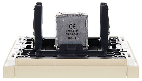 фото Розетка телевизионная проходная  IEK FP-A10-P-K10 в Уфе
