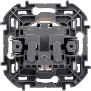 фото Розетка Legrand 673710