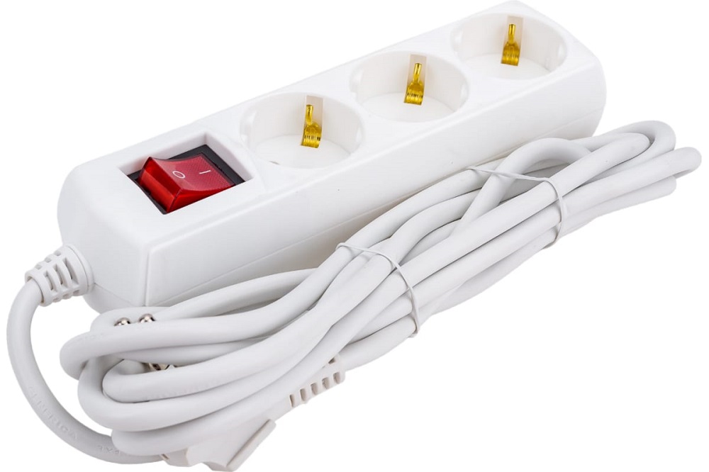 

Удлинитель GENERICA WYP10-10-03-03-ZK-G 3х3м с заземл. 10А IP20 У03В 2P+PE 250В 3х1, WYP10-10-03-03-ZK-G