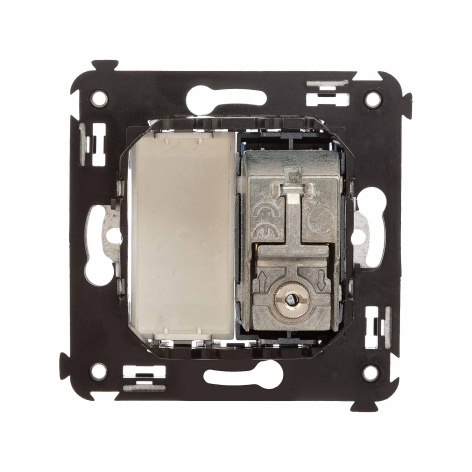 фото Розетка  DKC 4404513 в Омске