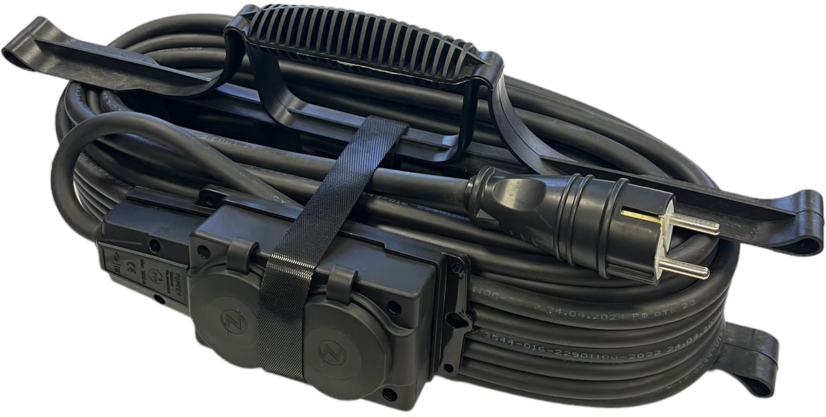 

Удлинитель силовой iTOK i-CONNECT-COLOR-SUR-PVS-215-2-54-15-BLACK тип SUR серии iCONNECT COLOR на рамке без земли ПВС 2х1,5 мм 2 гнезда IP54 ГОСТ цвет, i-CONNECT-COLOR-SUR-PVS-215-2-54-15-BLACK