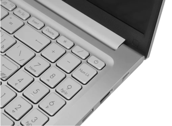 фото Ноутбук ASUS VivoBook 15 X1504MA-BQ645 15.6" (Intel Core 5, 8Гб DDR5, SSD 256 Гб, , Без ОС) Серебристый [90NB17I2-M01390]