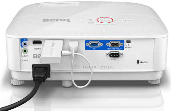 фото Проектор  BenQ TH671ST