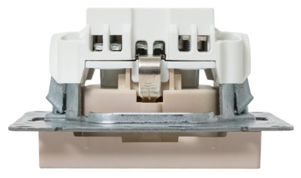 фото Розетка с заземлением  EKF UP1-SOI-110