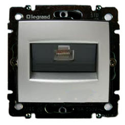 

Розетка Legrand 770230 Valena информационная RJ 45, категория 5e, UTP, 1 выход, с захватами, IP20 (алюминий), 770230