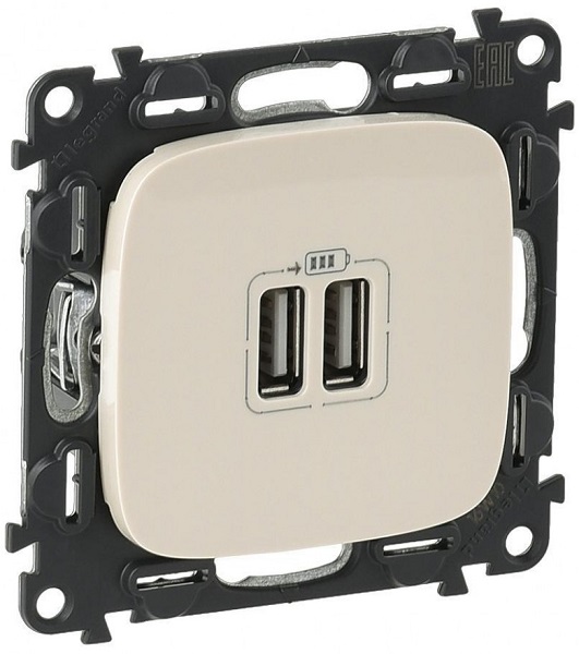 

Розетка Legrand 754996 Valena ALLURE, 2-ая USB, 240В/5В, 1500мА, слоновая кость (с лицевой панелью), 754996
