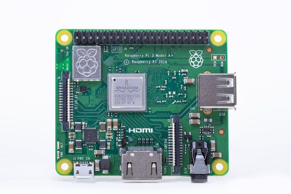 

Микрокомпьютер Raspberry Pi 3 Model A+ Broadcom BCM2835 ARM Cortex-A53 @ 1.4GHz, 512МБ RAM, Wi-Fi, Bluetooth, 3 Model A+