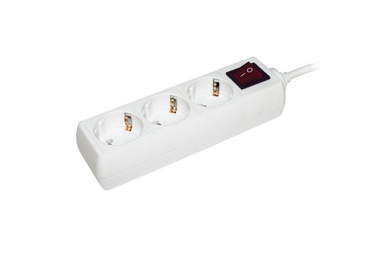

Удлинитель IEK WYP10-16-03-05-ZK-N 3х5м с заземл. 16А IP20 У03К 2P+PE 250В ПВС 3х1 с выкл., WYP10-16-03-05-ZK-N