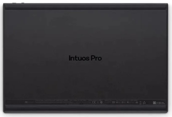 фото Графический планшет  Wacom Intuos Pro L (Large) в Санкт-Петербургe