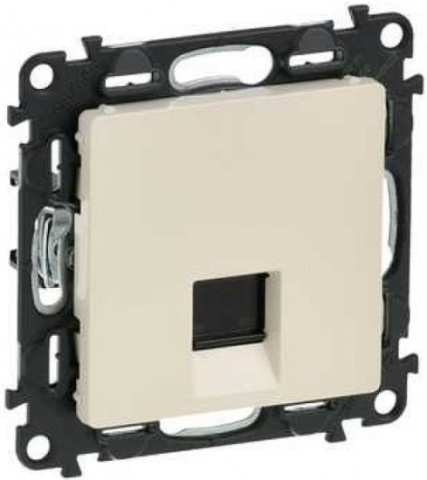 Изображение товара Розетка информационная Legrand 753540 для Ethernet в рамки Valena Life