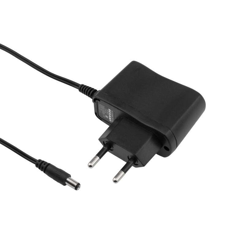 

Источник питания Rexant 200-005-3 110-220 V AC/12 V DC 0,5 А 5 W с DC разъемом подключения 5.5х2.1, без влагозащиты (IP23), 200-005-3
