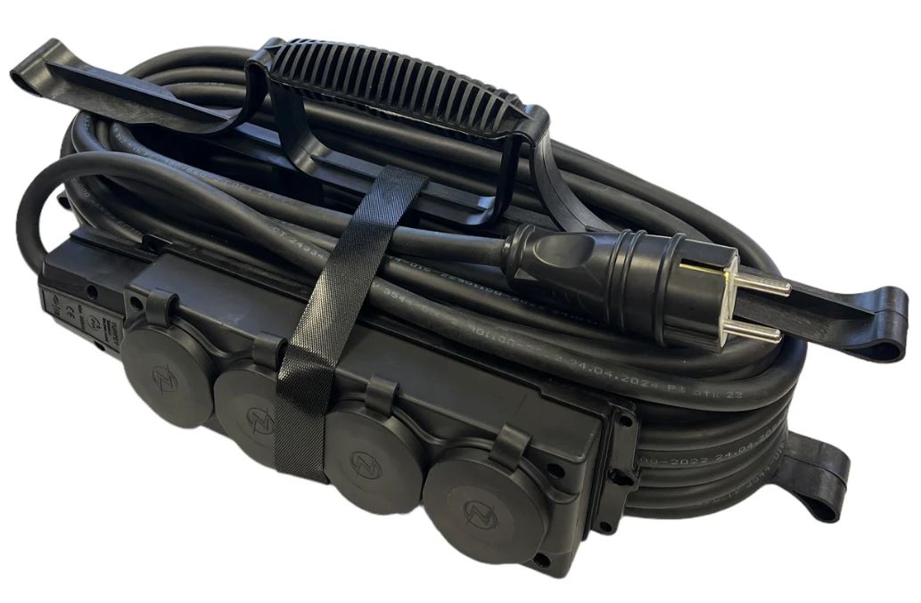 

Удлинитель силовой iTOK i-CONNECT-COLOR-SUR-PVS-310-4-54-40-BLACK тип SUR серии iCONNECT COLOR на рамке с заземлением ПВС 3х1 мм 4 гнезда IP54 ГОСТ цв, i-CONNECT-COLOR-SUR-PVS-310-4-54-40-BLACK
