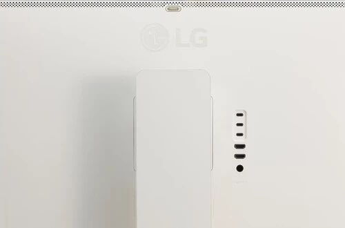 фото Монитор 32" LG 32SR83U-W в Уфе