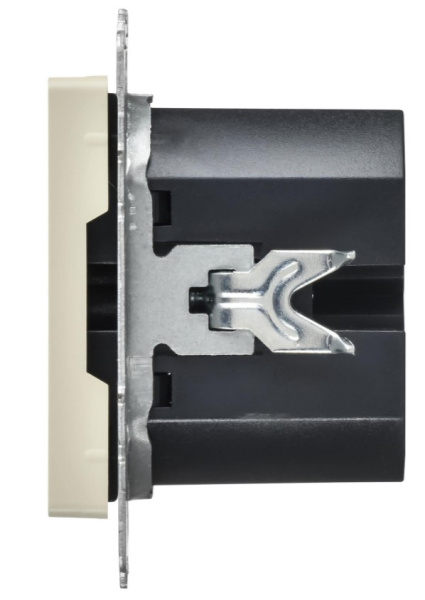 фото Розетка USB  IEK BR-U13-065-K10 в Казани