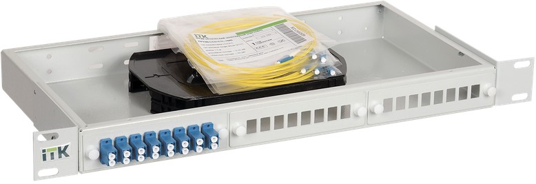 

Кросс оптический стоечный ITK FOBX24-1U-24SCUS09 1U укомплектованный: SC (Simplex) 24шт; (OS2), FOBX24-1U-24SCUS09