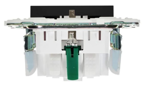 фото Розетка с заземлением  IEK SK-R14-16-1-K02 в Уфе