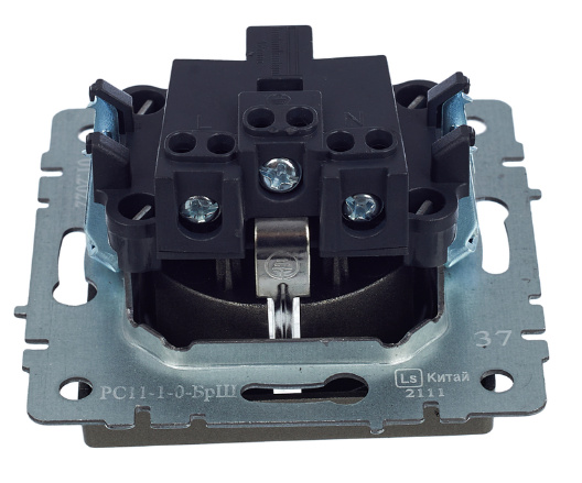 фото Розетка с заземлением  IEK BR-R11-16-K37 в Уфе