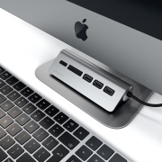 фото Концентратор Satechi Type-C Aluminum USB Hub & Micro/SD Card Reader
