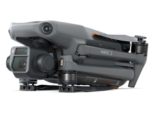 фото Квадрокоптер  DJI Mavic 3 Fly More Combo