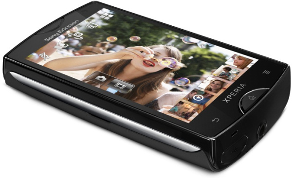 фото Мобильный телефон  Sony Ericsson ST15i Xperia mini Black