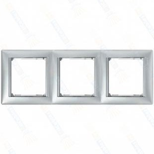 фото Рамка  Legrand 770353 в Омске