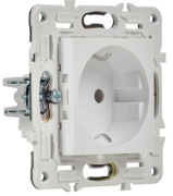 фото Розетка с заземлением IEK SK-R11-16-K01