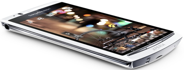 фото Мобильный телефон  Sony Ericsson LT18i Xperia arc S White