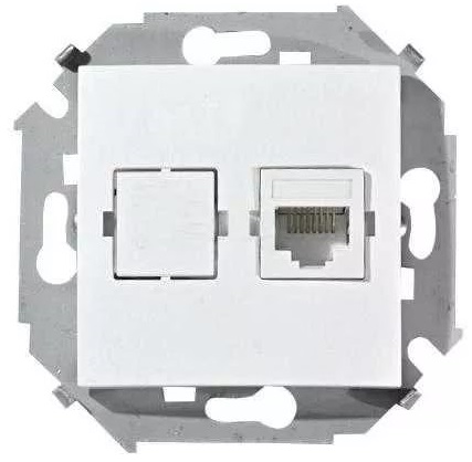 

Розетка Simon 1591598-030 Simon 15 Белый компьютерная 1-ая RJ45 кат.5е, 1591598-030
