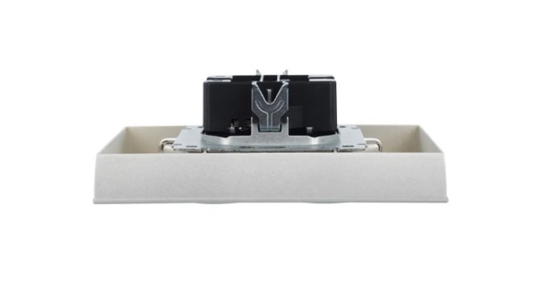 фото Розетка  IEK BR-R24-16-K47-F в Челябинске
