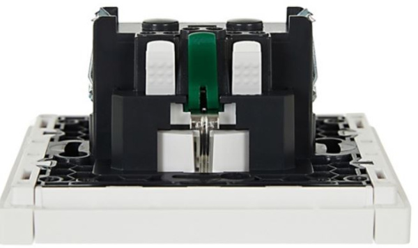фото Розетка с заземлением  IEK FP-R14-16-1-K01 в Уфе