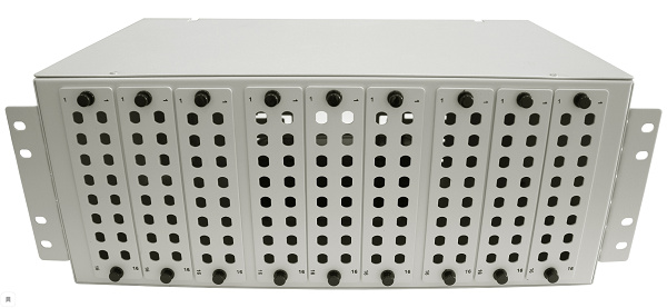 фото Кросс оптический стоечный 19" стационарный 4U TELCORD КСу-144-4U 144-LC/MM-d-288-LC/UPC-MM50(OM4)-9-КУ-GY в Санкт-Петербургe