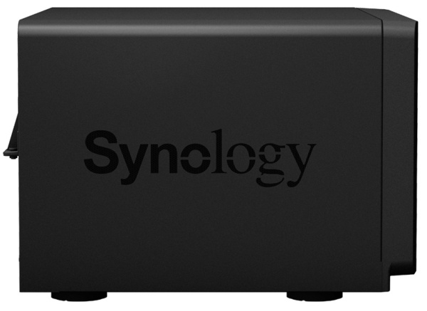 фото Сетевое хранилище  Synology FS1018