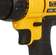 фото Дрель DeWALT DCD771S2-IN