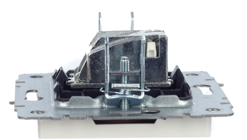 фото Розетка телевизионная оконечная  IEK BR-A10-O-K36 в Омске