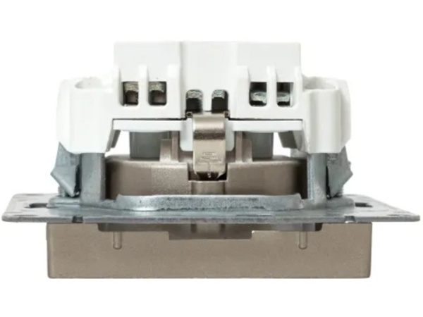 фото Розетка с заземлением  EKF UP1-SOC-110 в Воронеже