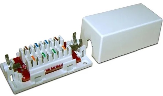 

Адаптер проходной Lanmaster LAN-CNB-UTP6A соединительный модуль, неэкранированный, кат.6A, LAN-CNB-UTP6A
