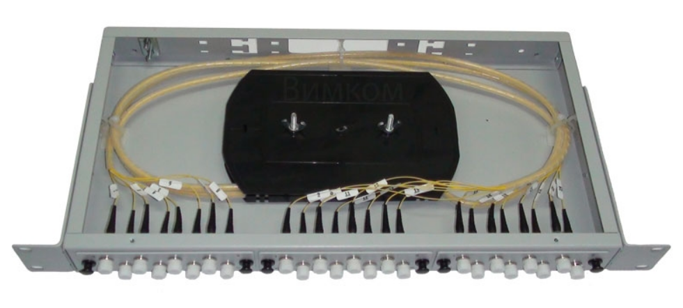 

Кросс оптический стоечный Vimcom СКРУ-1U19-A24-LC AD-LC-MM50+PT-MM50-LC-1-PA 1U,19",24 порта LС MM(50/125), без стола (с комплектом розеток и пигтейло, СКРУ-1U19-A24-LC
