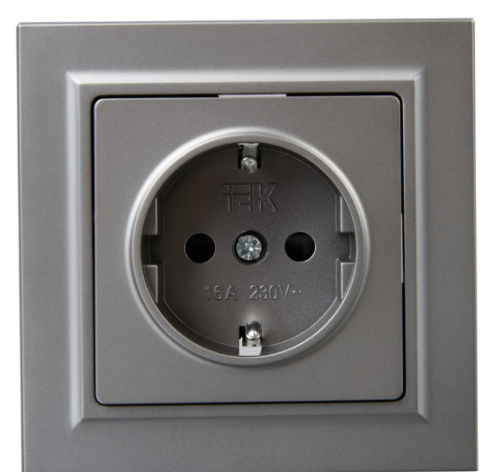 фото Розетка с заземлением в сборе IEK BR-R14-16-K46-F в Уфе